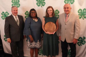 Cover photo for 4-H Agent Recognized for Accomplishments